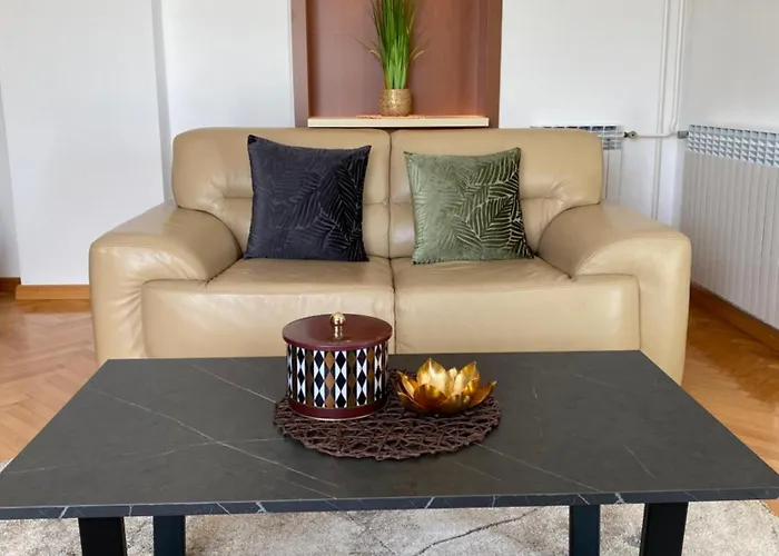 Apartament Paola *